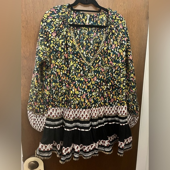 Free People Gardenia Tunic mixed print with metallic sequin trim - Picture 2 of 10